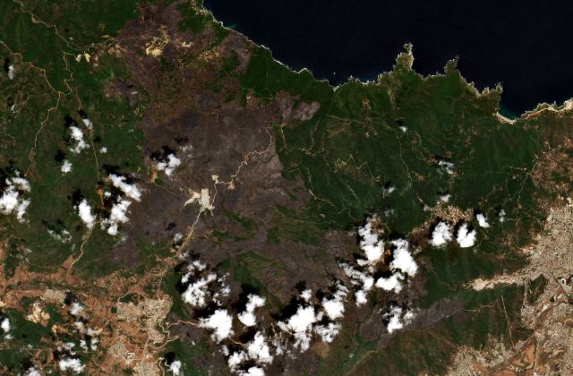 Leégett terület műholdról — Annaba