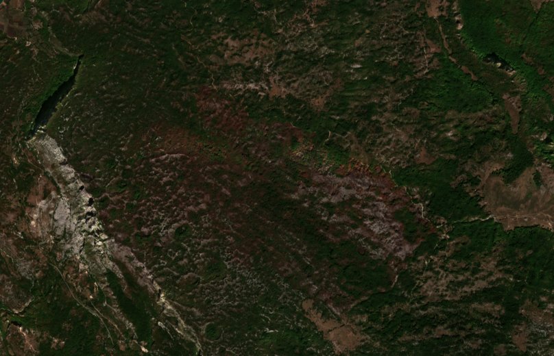 Leégett erdő Montenegró — Sentinel-2 műholdfelvétel, 2026-09-27