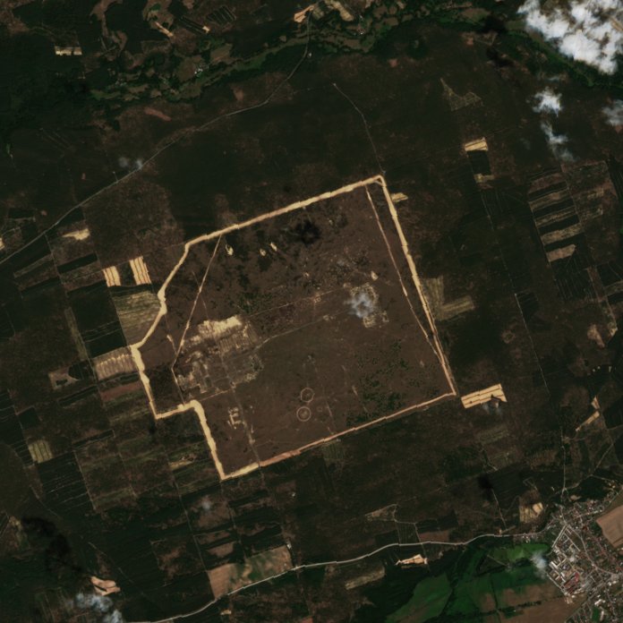 A terület a tűz előtt, 2026. július 13.